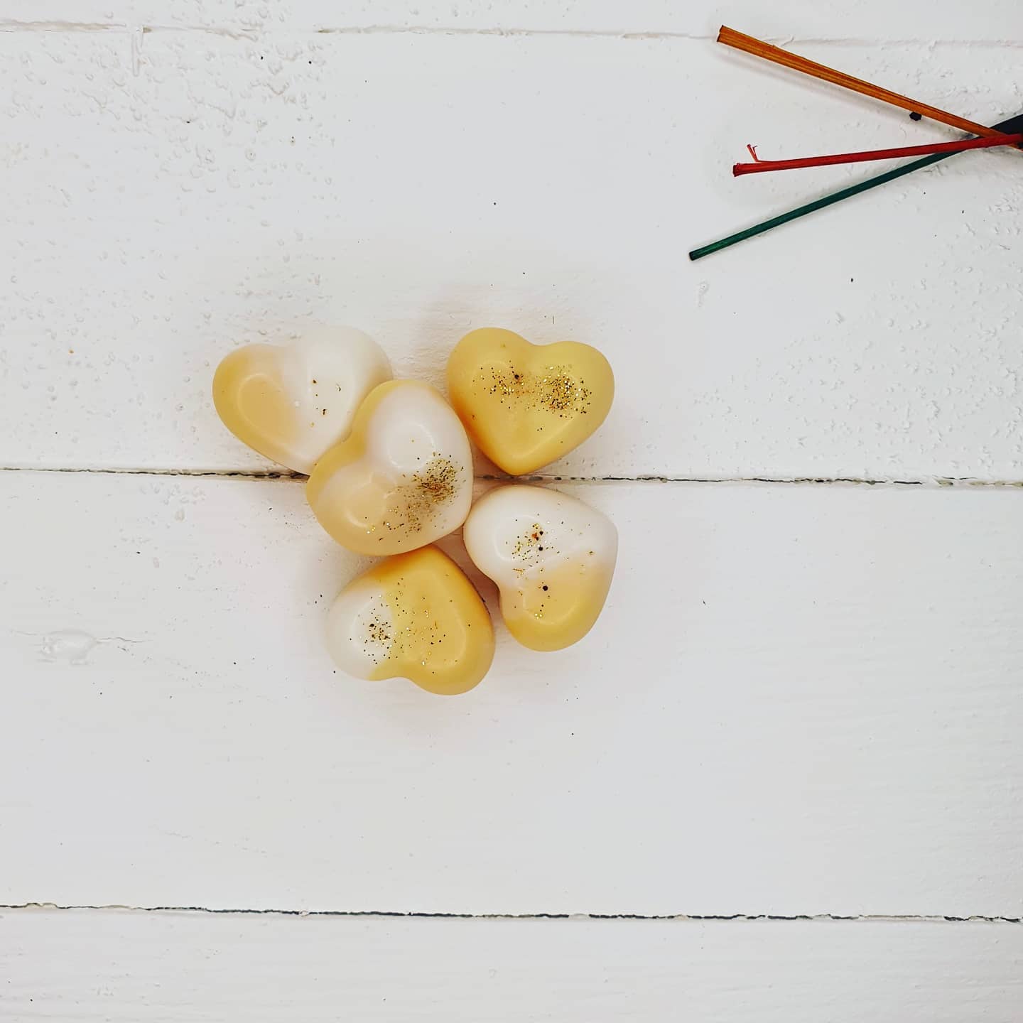 English Pear & Freesia Melts
